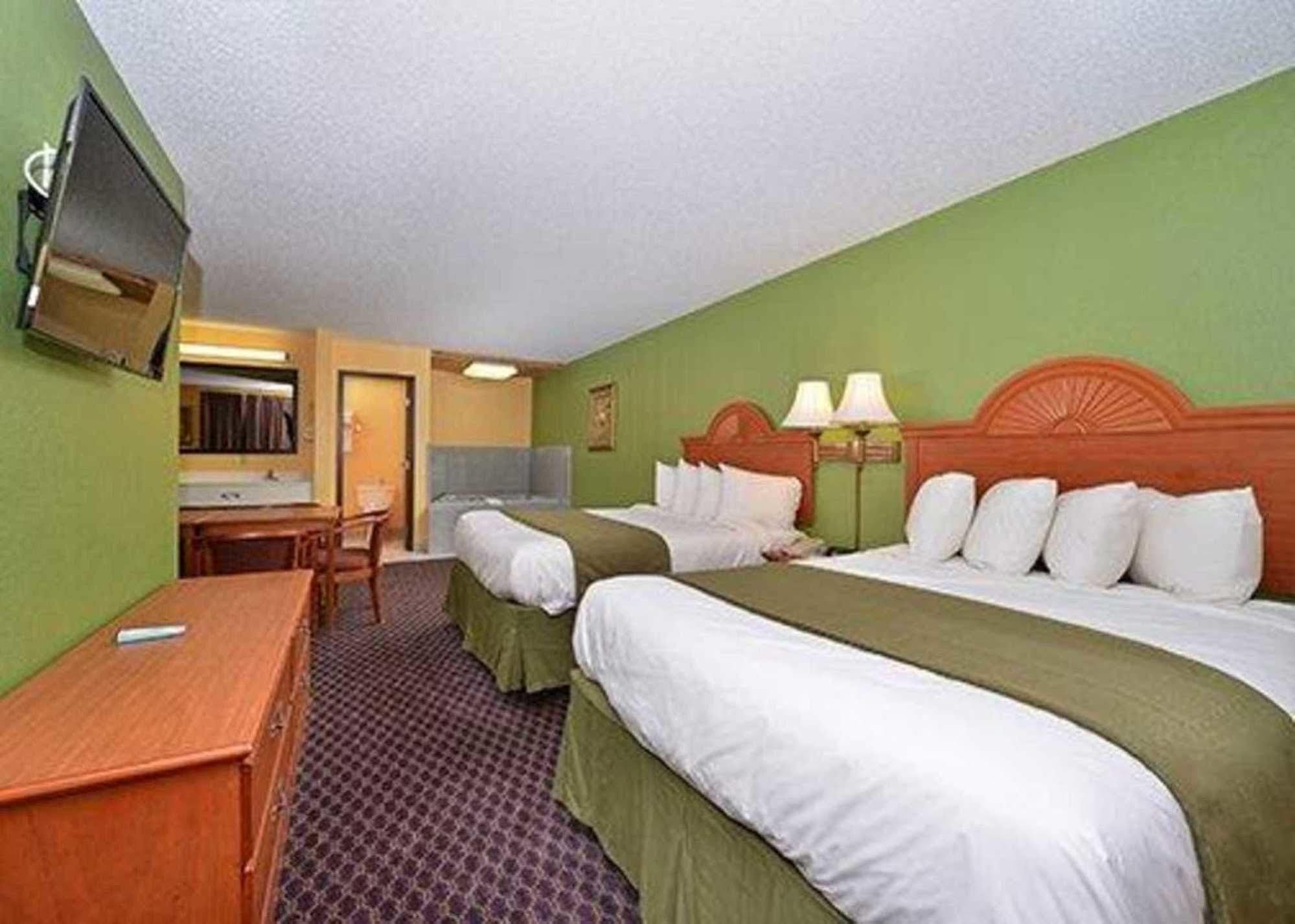 Quality Inn & Suites Grinnell Esterno foto